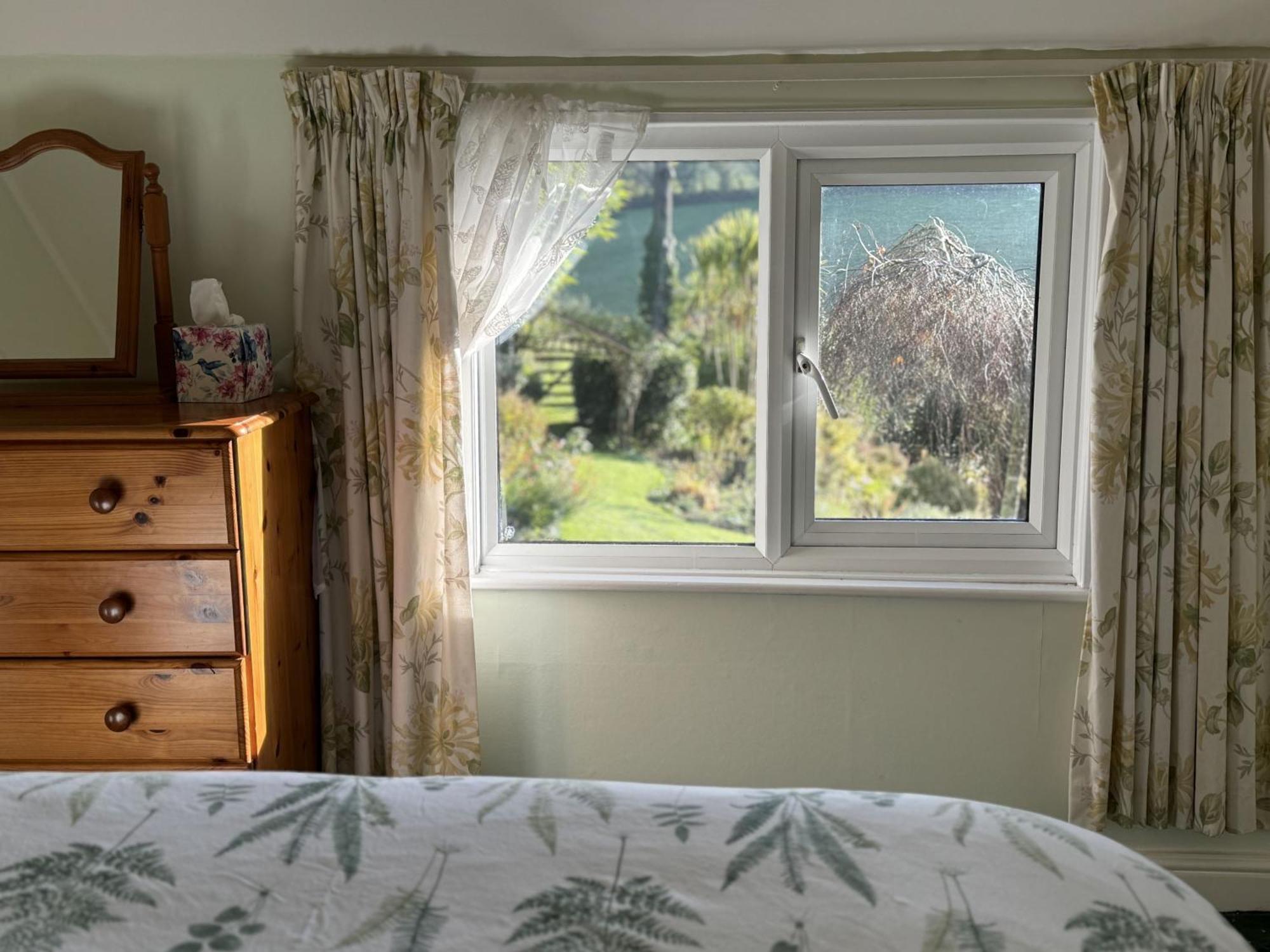 Greenswood Cottage - Cosy Cottage, Rural Location, Beautiful Landscaped Gardens With Pond And Lake Dartmouth Exteriér fotografie